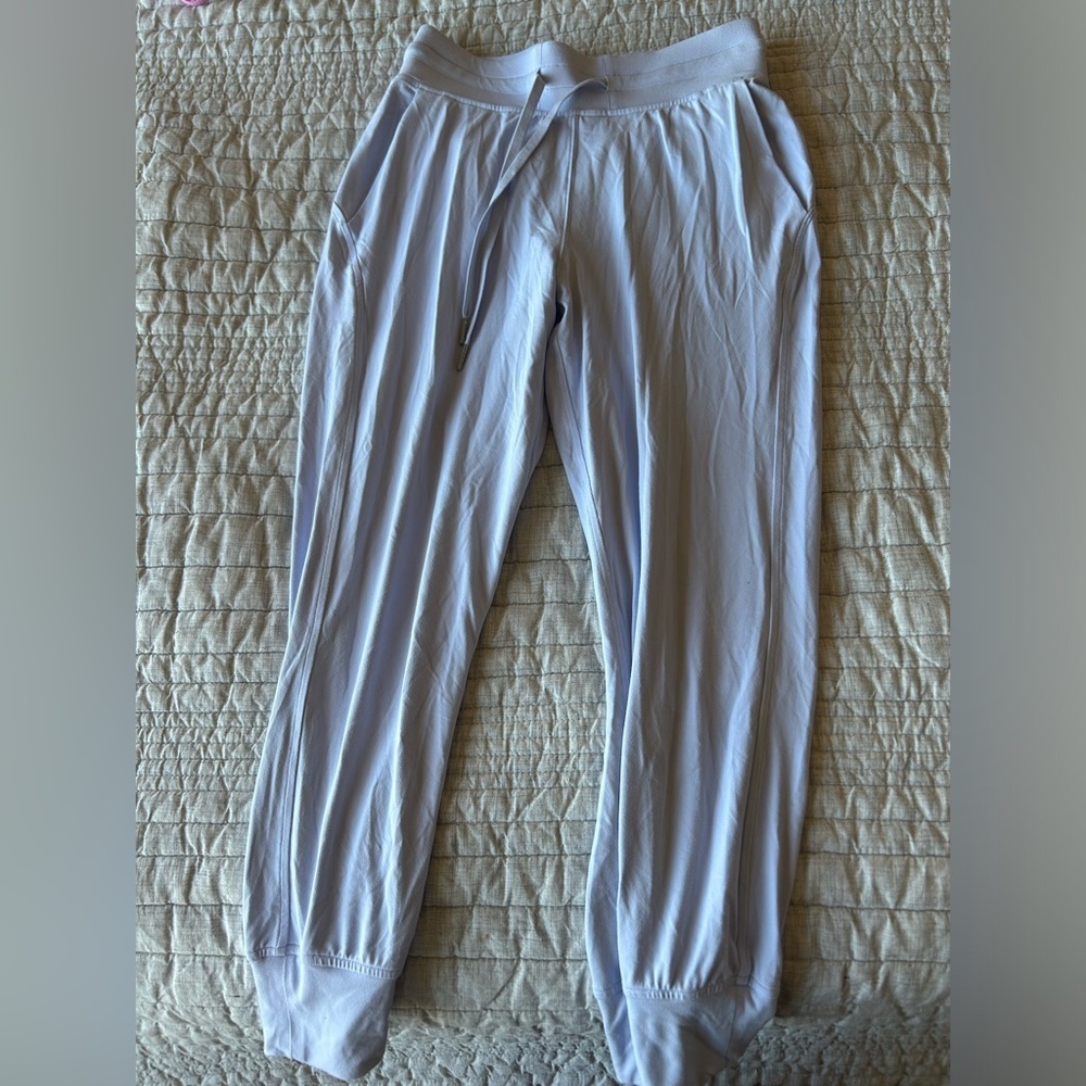 Lululemon comfy light blue joggers size 4